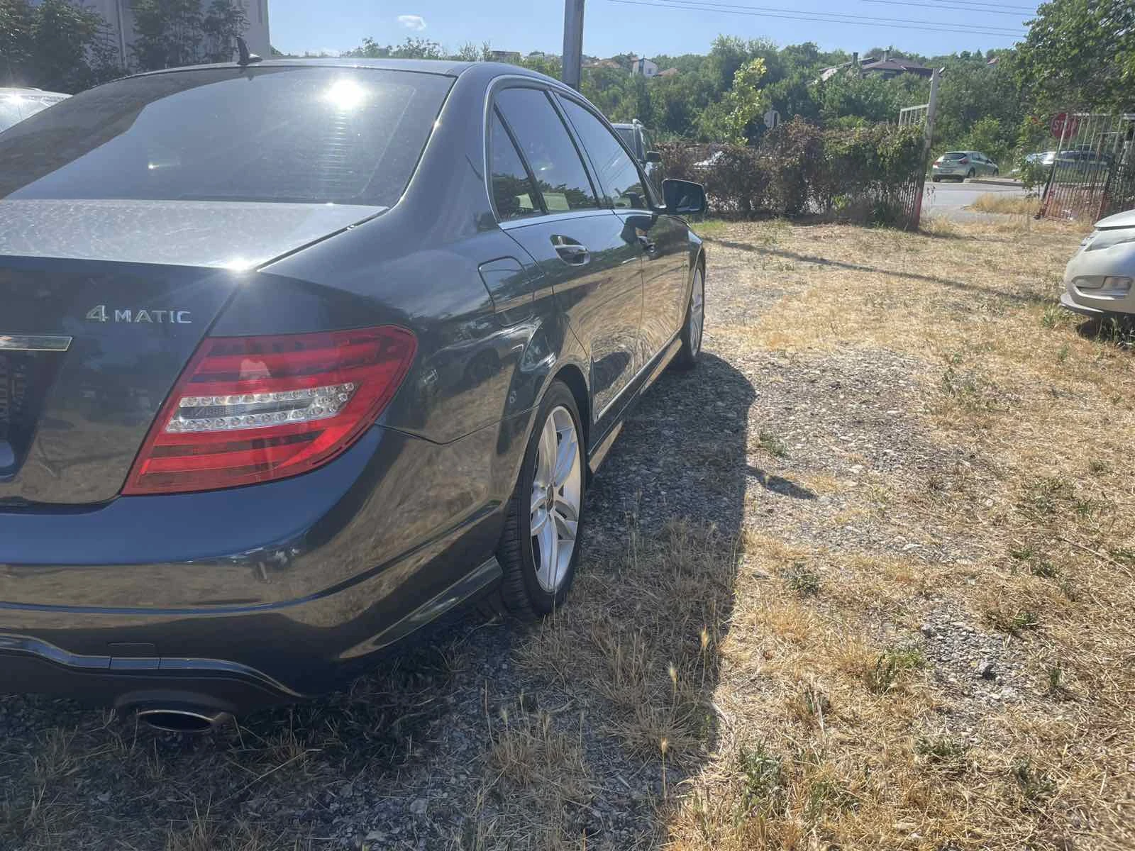 Mercedes-Benz C 300 3.0 V6 4Matik - изображение 3