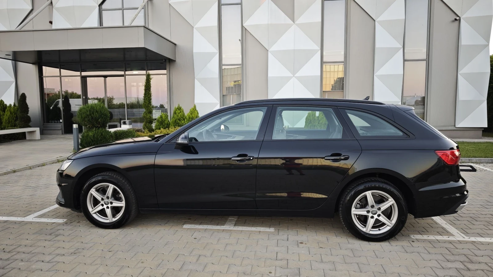 Audi A4 2.0 TDI - изображение 7
