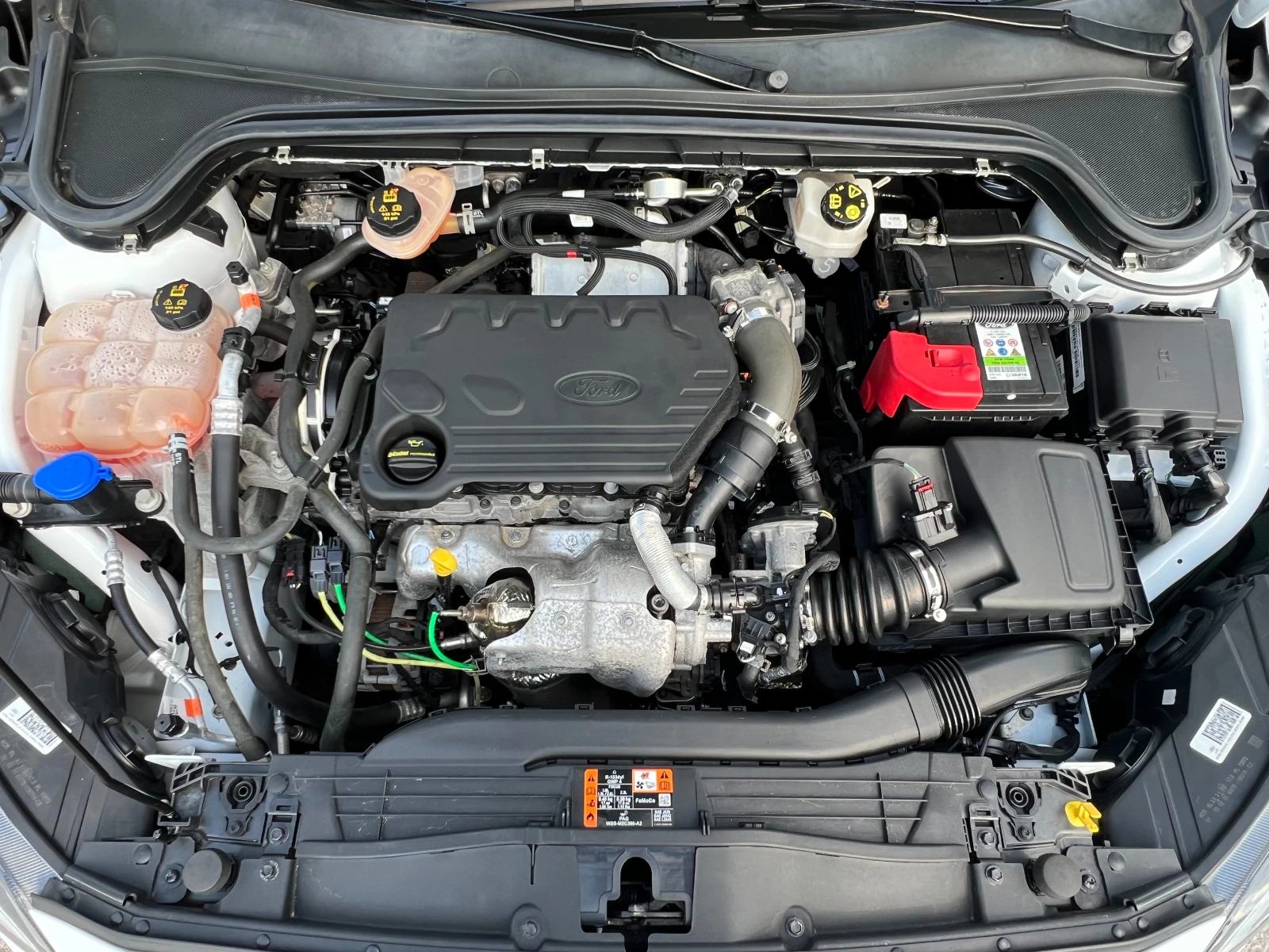 Ford Focus 1.5TDCi НАВИГАЦИЯ/LED/PDC/162979км./Серв. история/ - изображение 8
