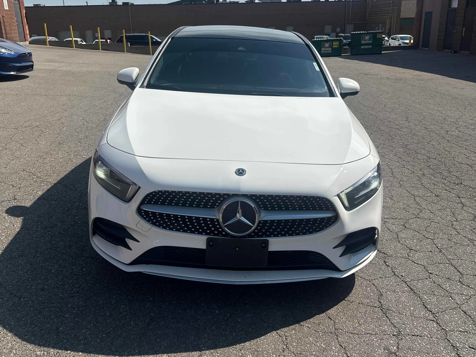 Mercedes-Benz A 220 4M* AMG-pkg* Пано* Подгрев*  - изображение 2