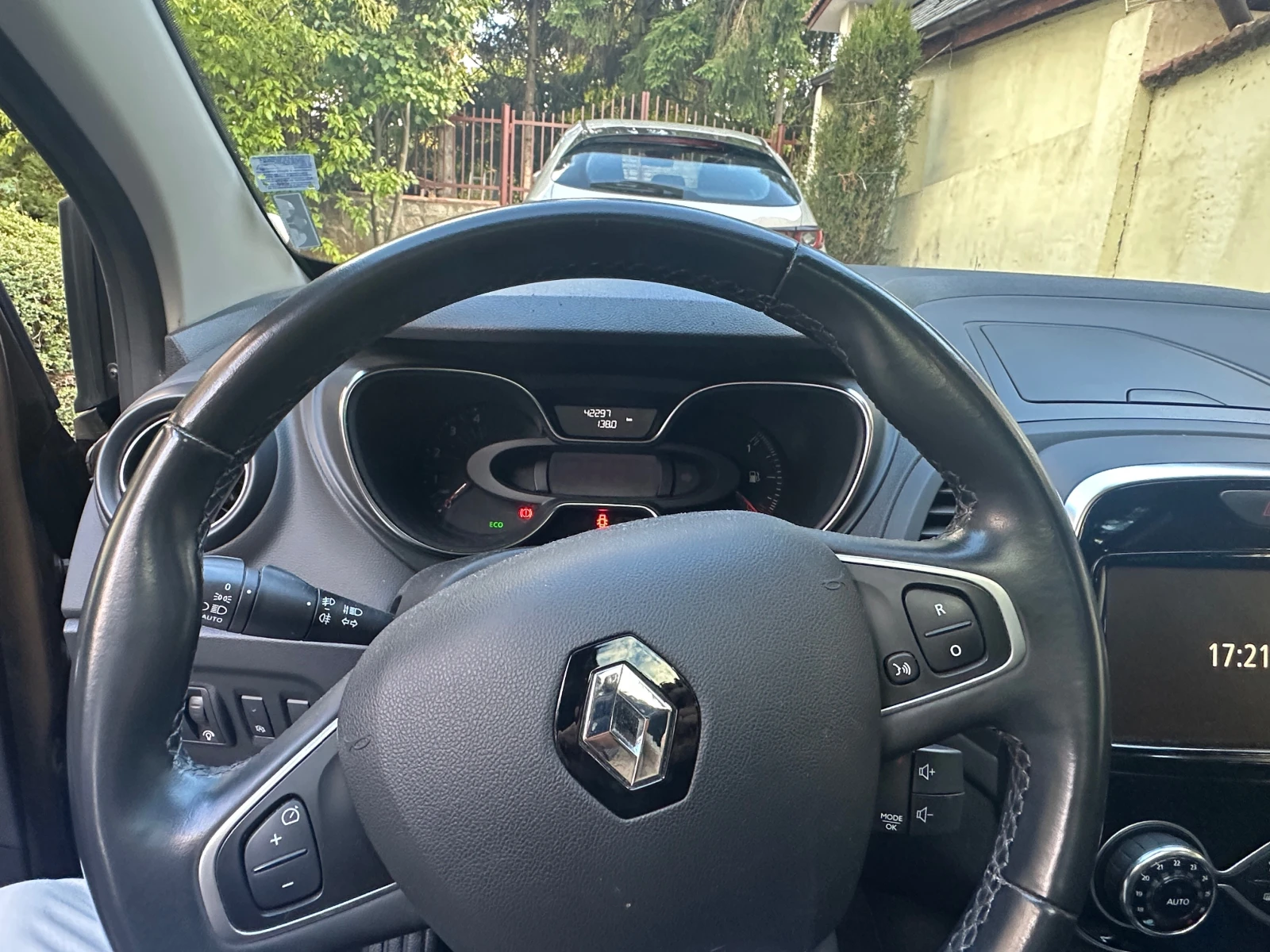 Renault Captur  - изображение 8