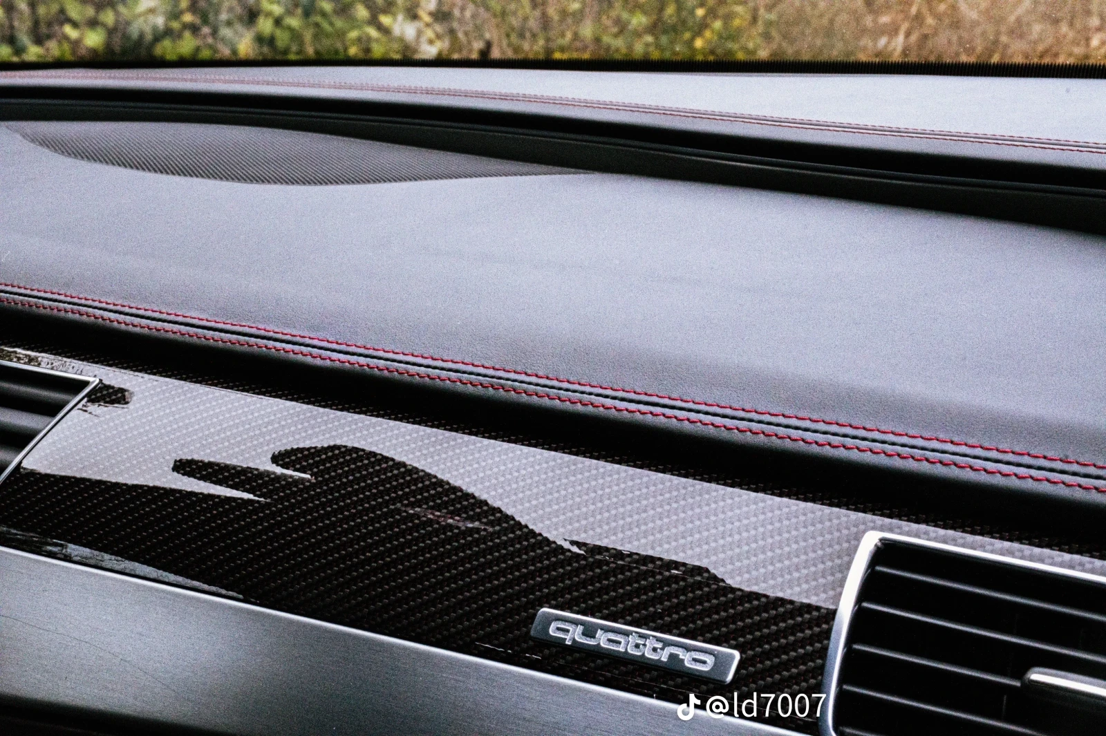 Audi S8 S8 PLUS CARBON CERAMIC стеич 2 - изображение 10