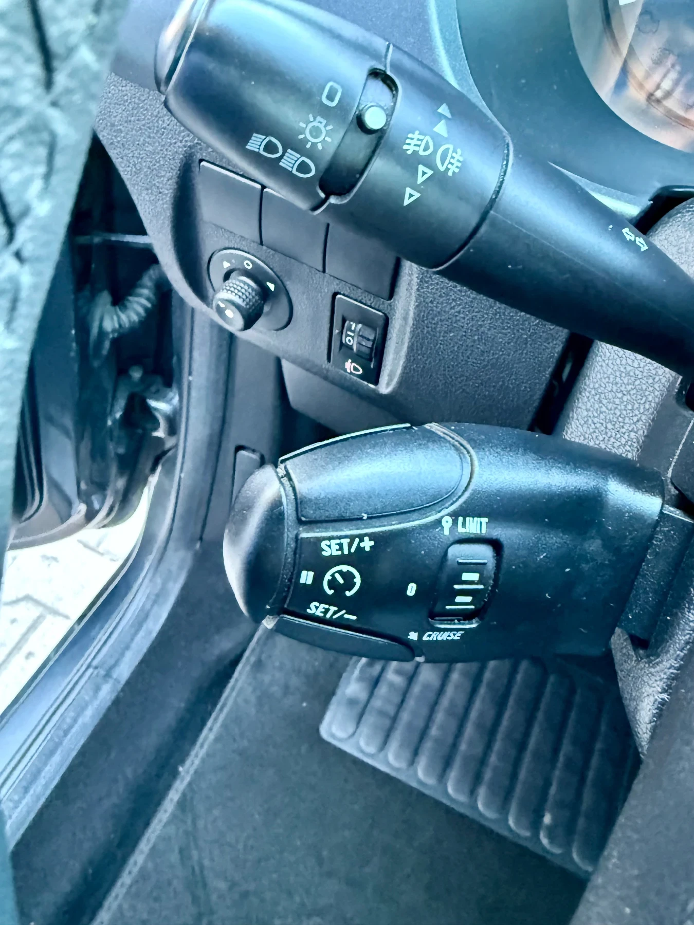 Peugeot Partner 1.6HDI-92кс-FACELIF-LED-РЕАЛНИ 180х.км.-ПЪТНИЧЕСКИ - изображение 10