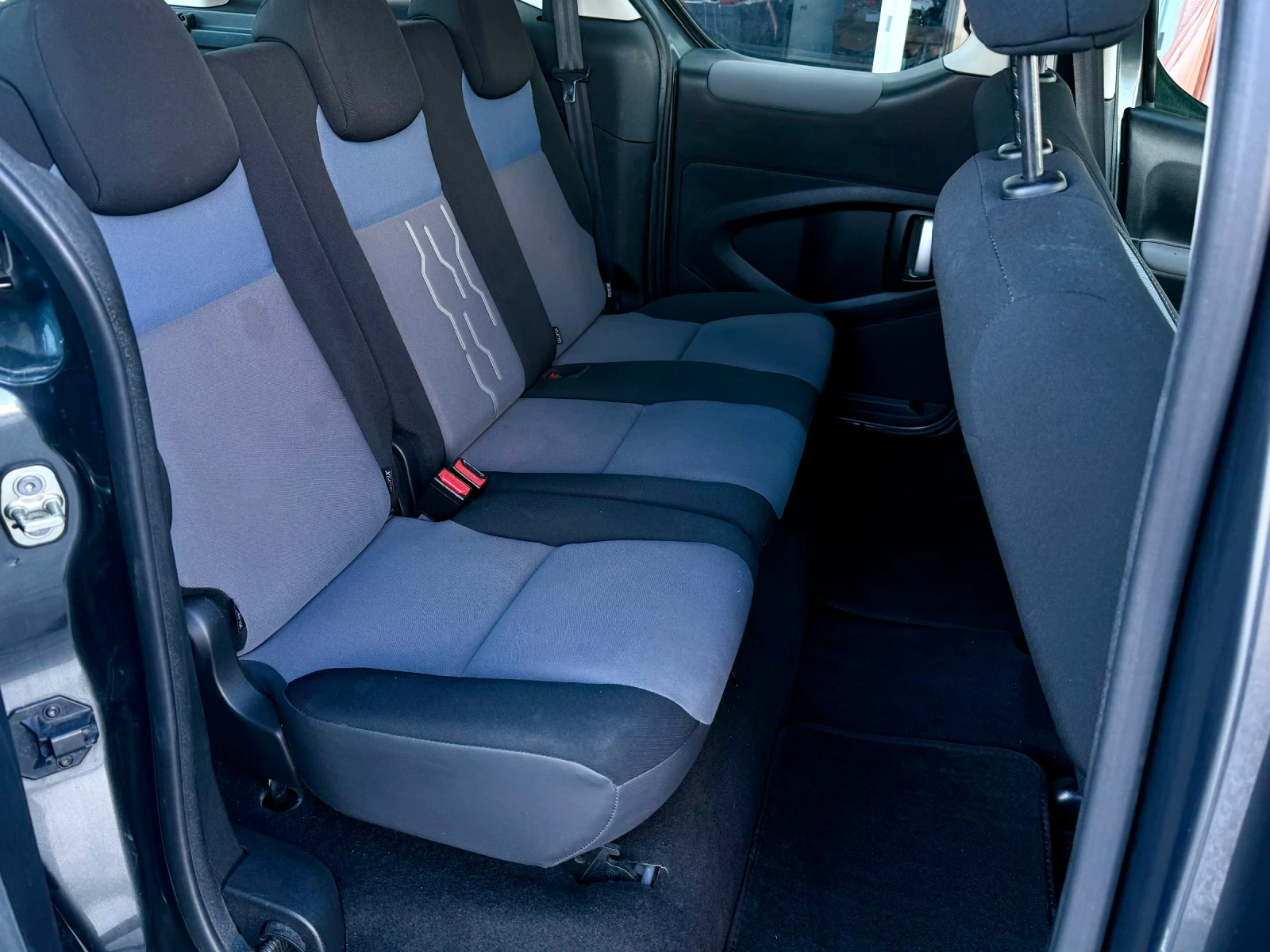 Peugeot Partner 1.6HDI-92��-FACELIF-LED-������ 180�.��.-���������� | Mobile.bg � ����������� 13