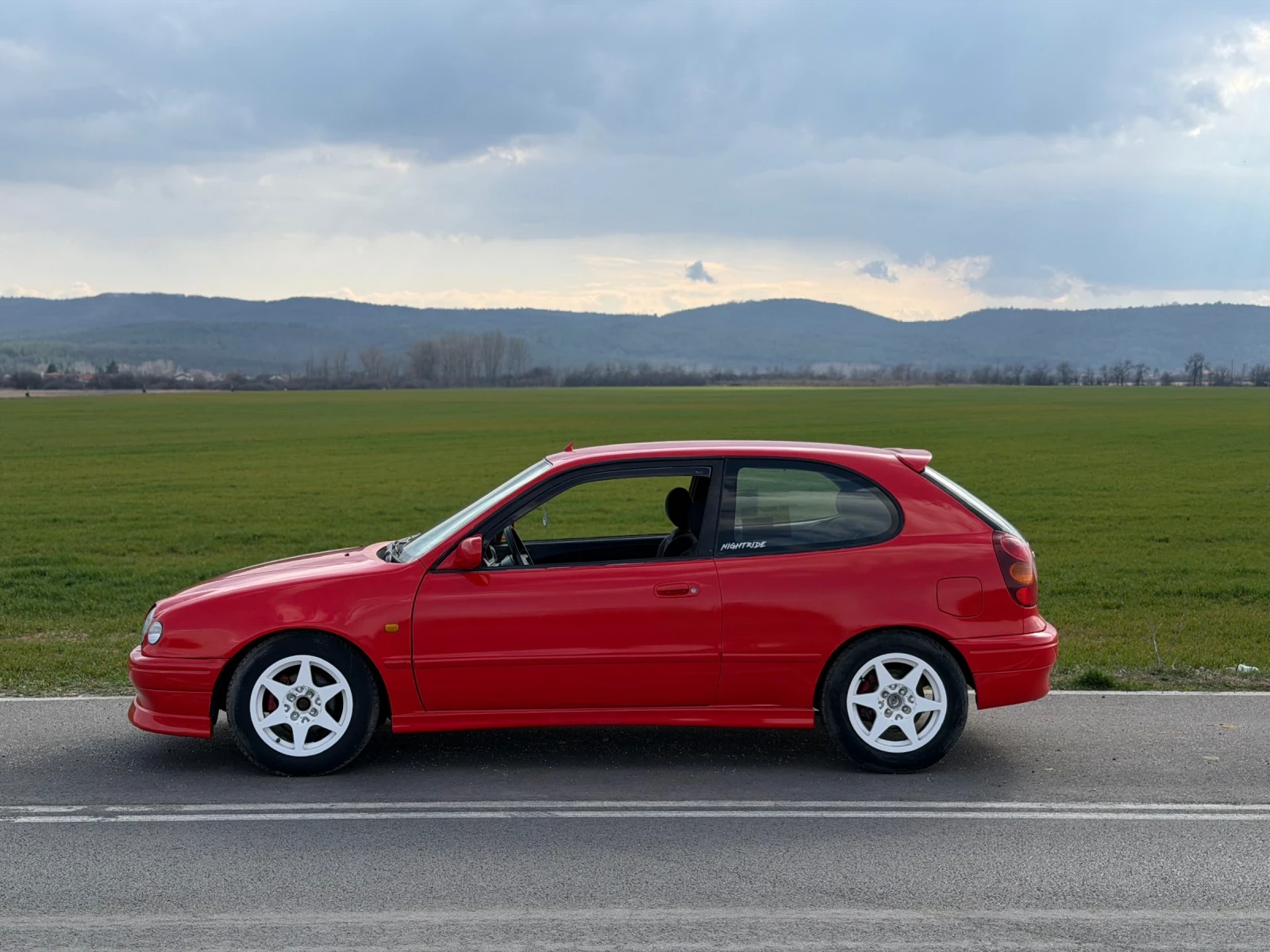 Toyota Corolla, снимка 2 - Автомобили и джипове - 53760244