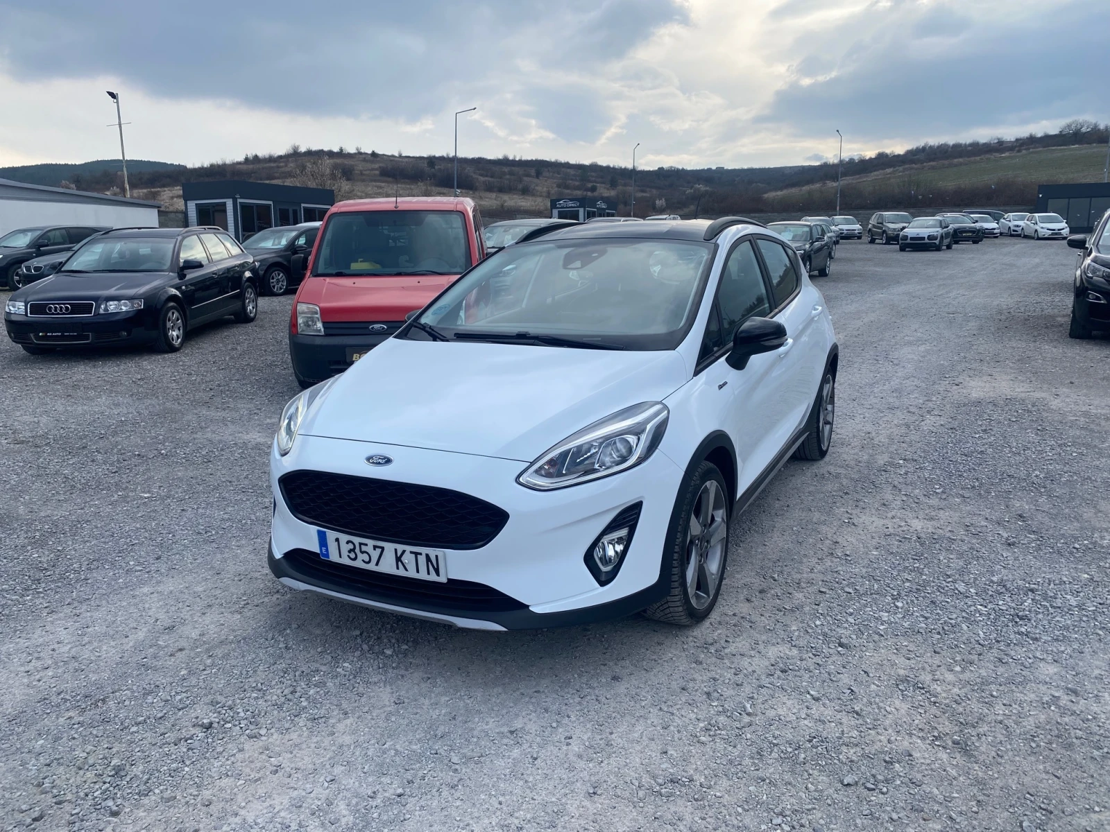 Ford Fiesta Active 1.0 Ecoboost, снимка 3 - Автомобили и джипове - 54057561