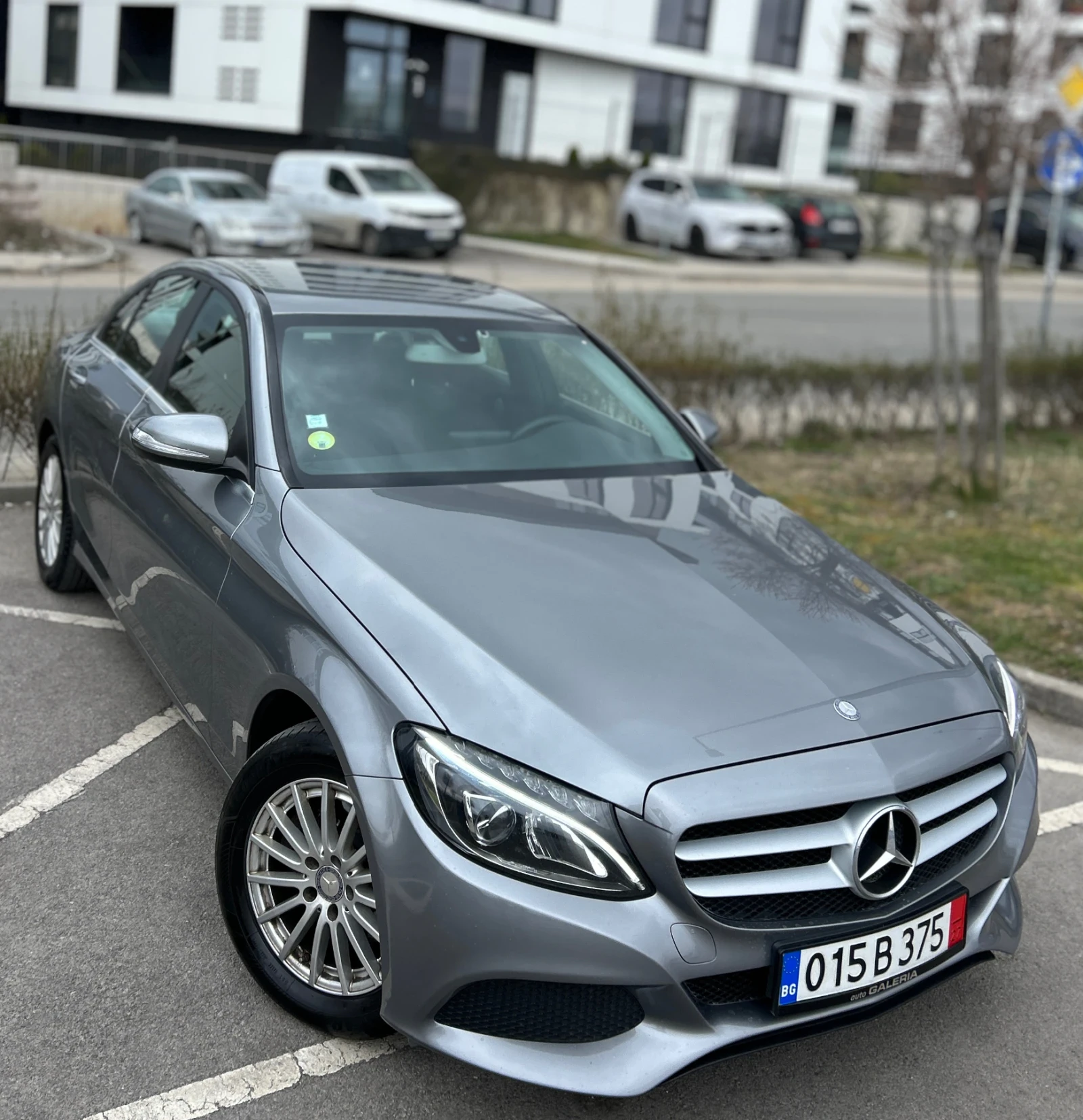Mercedes-Benz C 220 2.2d* Burmester* FullLed, снимка 2 - Автомобили и джипове - 54120447