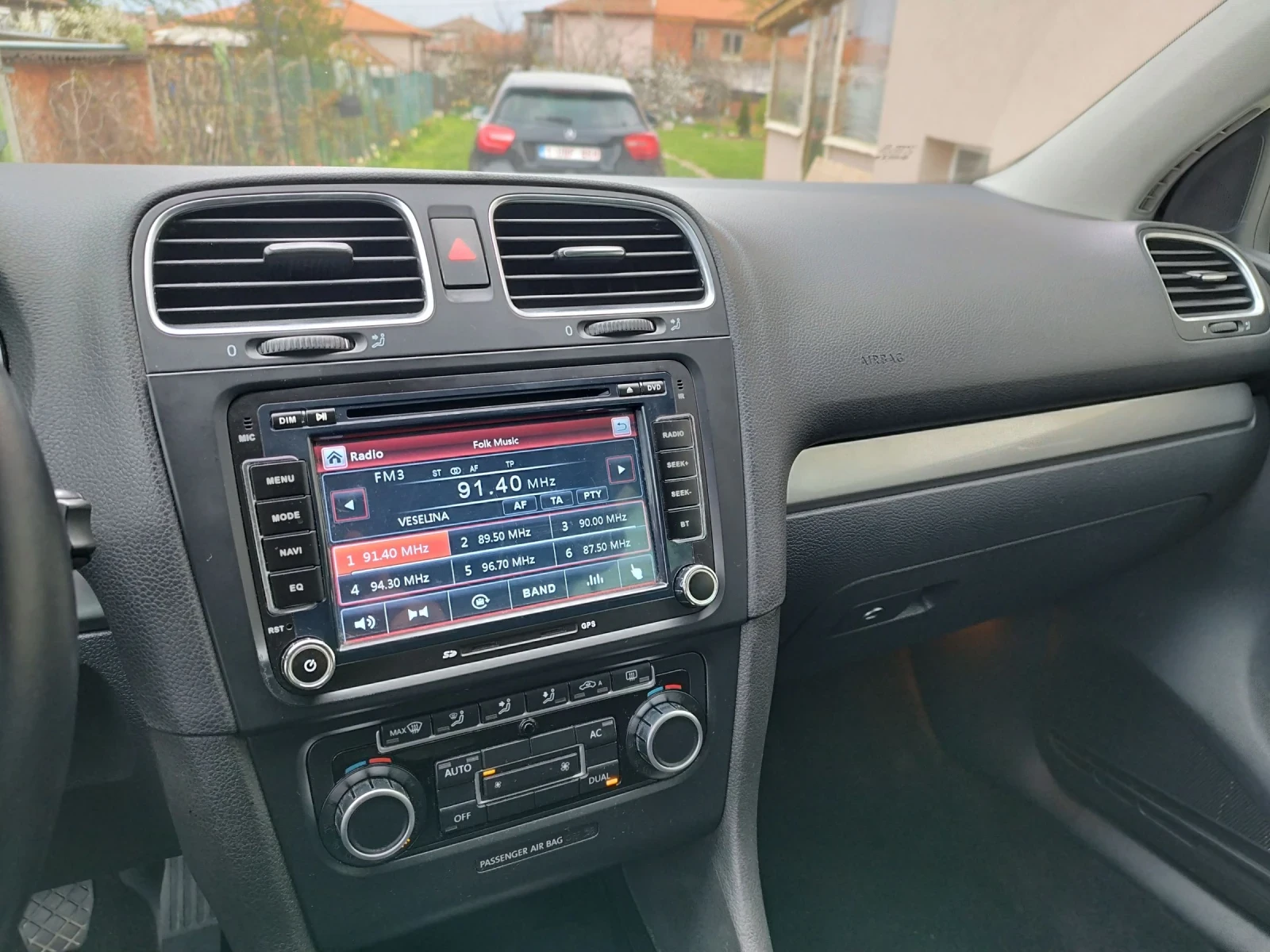 VW Golf Седан, снимка 8 - Автомобили и джипове - 54150485