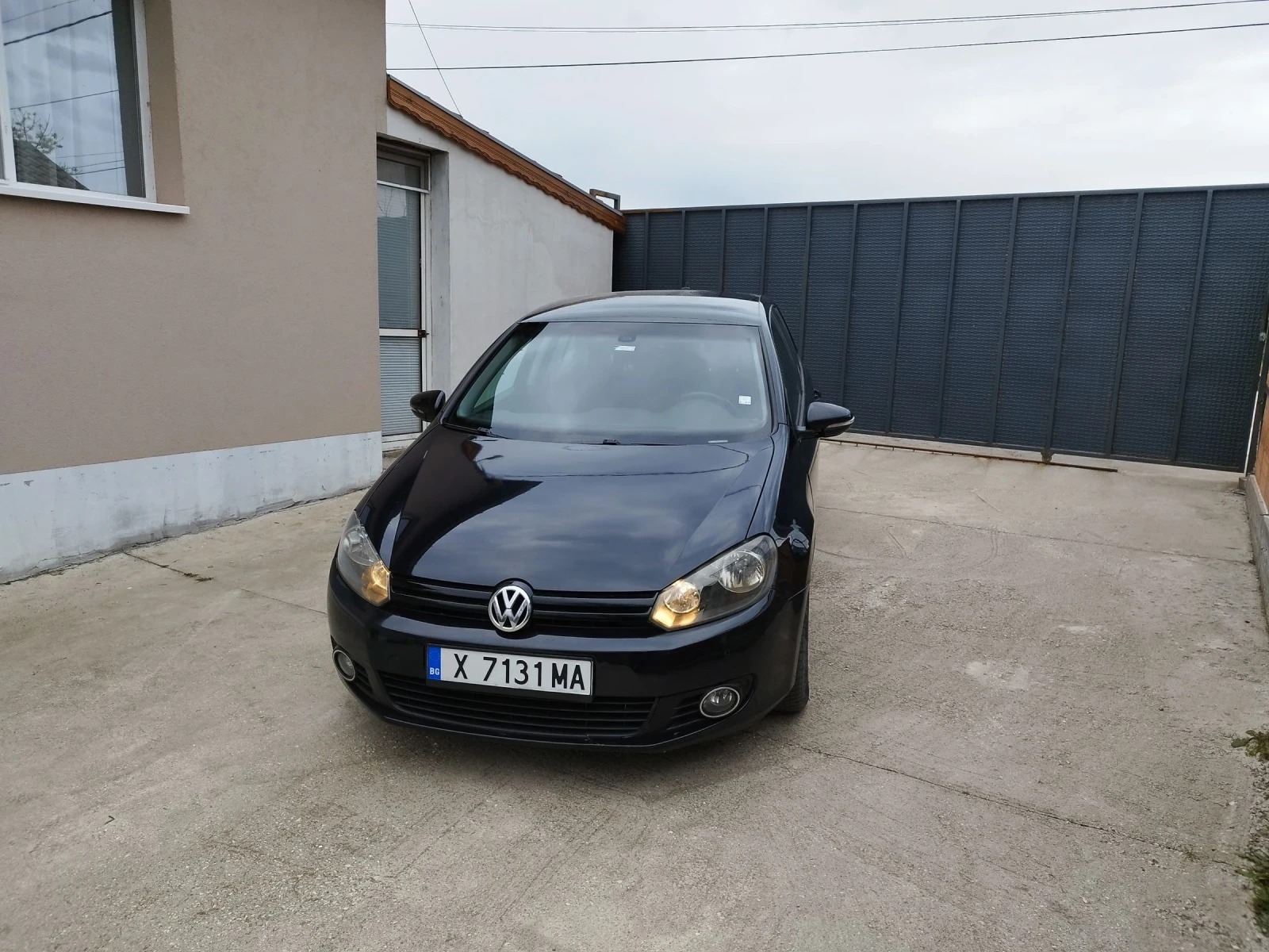 VW Golf Седан, снимка 15 - Автомобили и джипове - 54150485