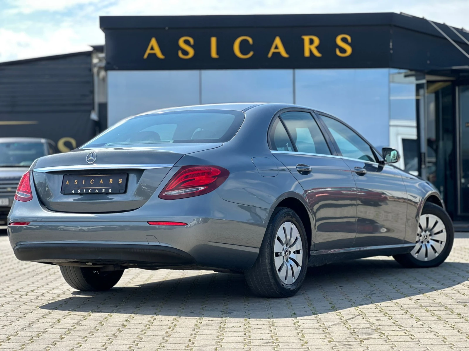 Mercedes-Benz E 200 / 9G-TRONIC / TOP / | Mobile.bg � ����������� 5
