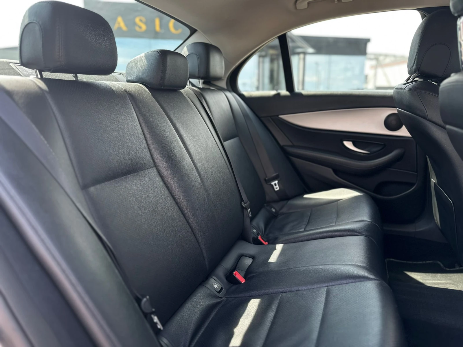 Mercedes-Benz E 200 / 9G-TRONIC / TOP / | Mobile.bg � ����������� 11