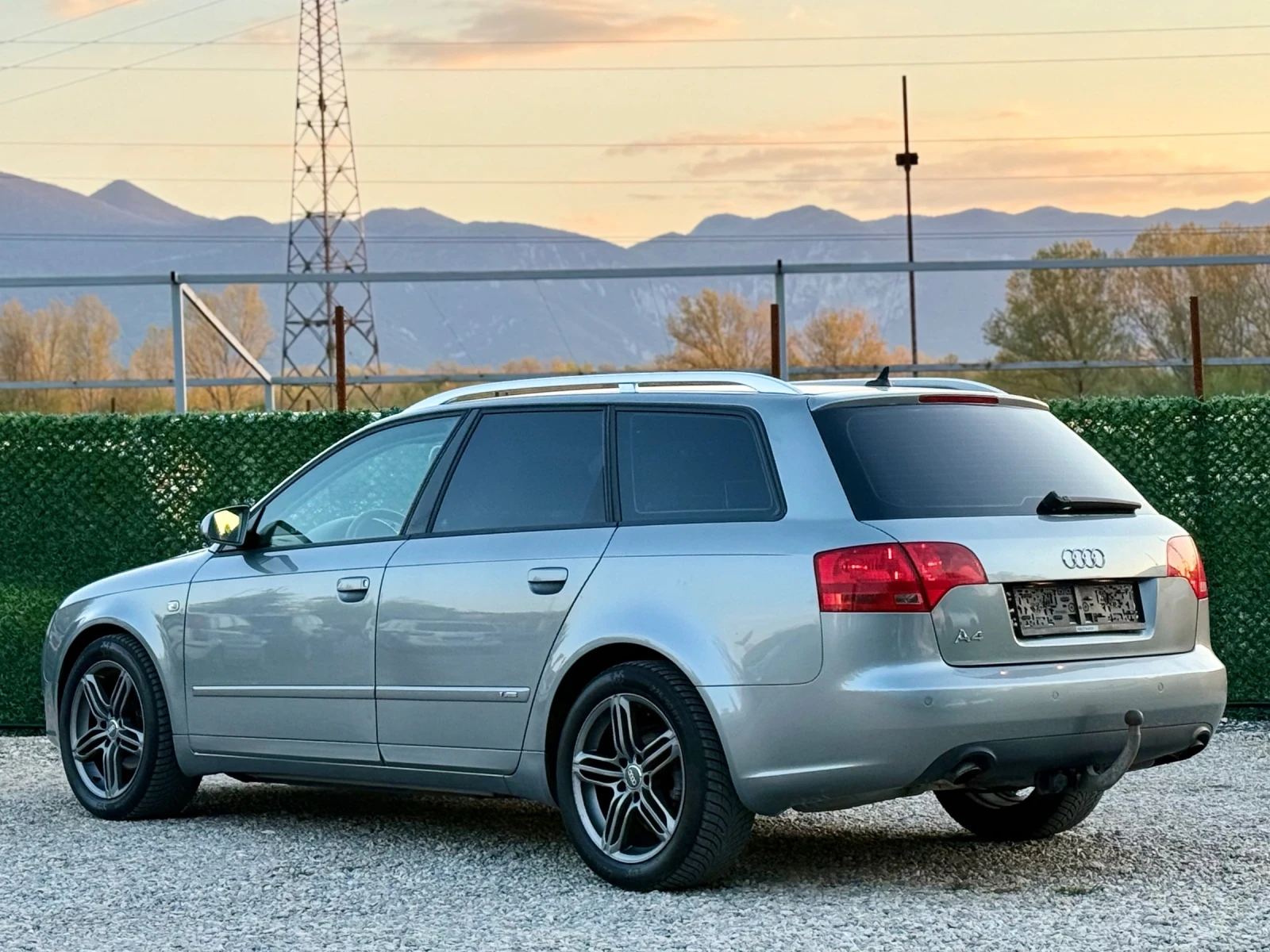 Audi A4 2.0TDi S-LINE* 4x4* NAVI* XENON, снимка 7 - Автомобили и джипове - 54296553