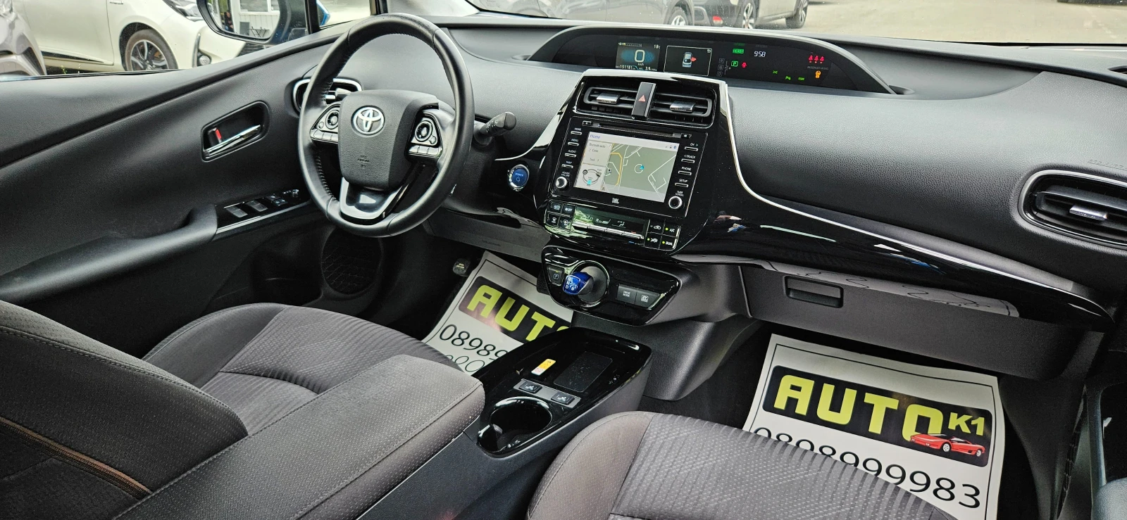 Toyota Prius 1.8 Hybrid AWD-i  Lounge Euro6D, снимка 7 - Автомобили и джипове - 54540621