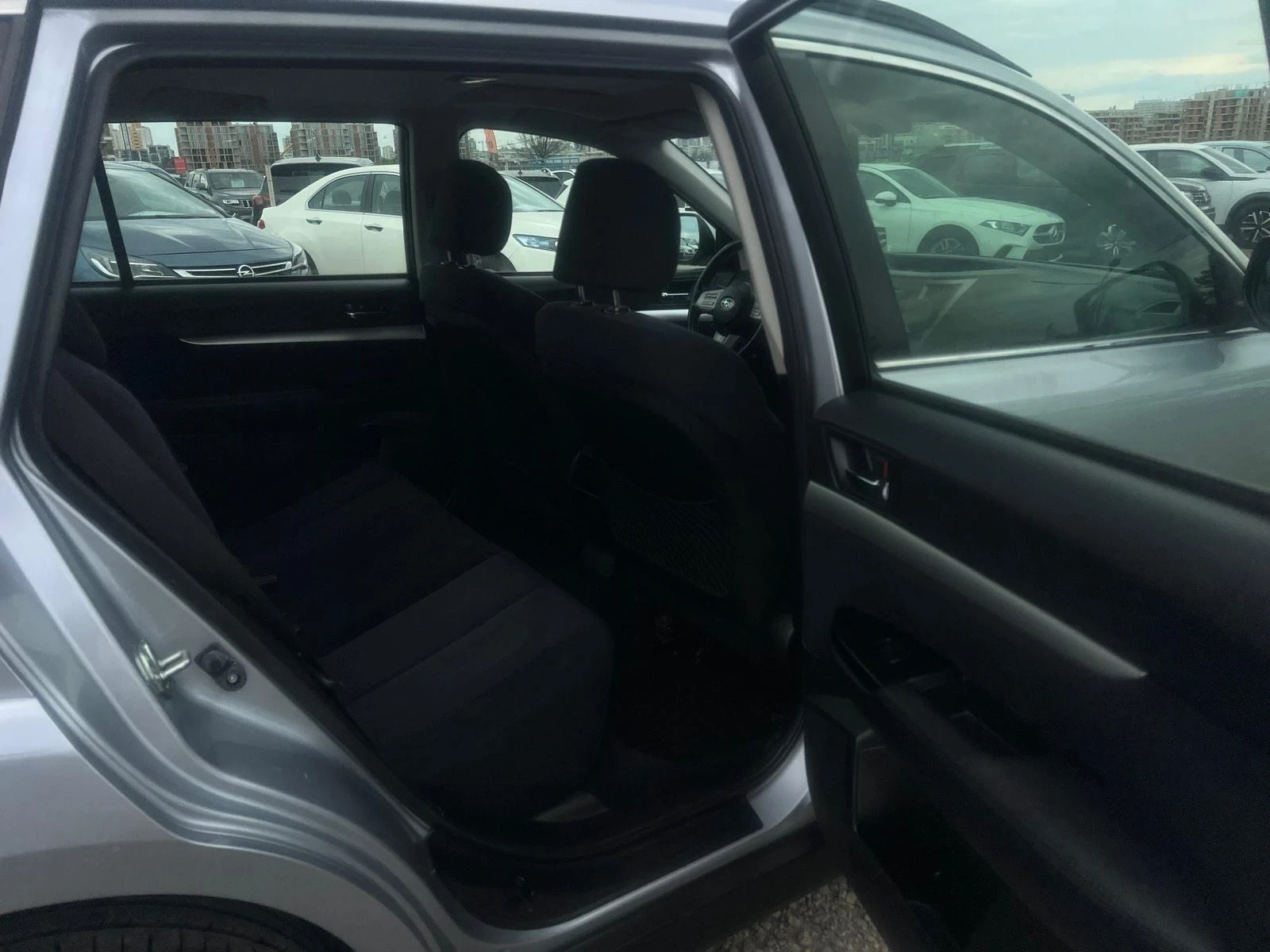Subaru Outback, снимка 14 - Автомобили и джипове - 55422349