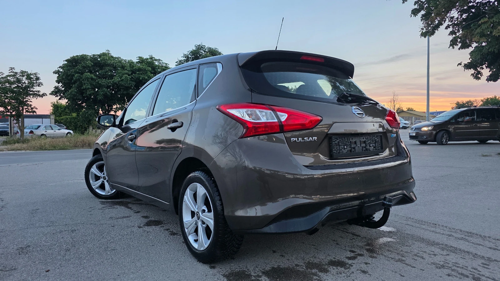 Nissan Pulsar КАТО НОВА, снимка 4 - Автомобили и джипове - 55607596