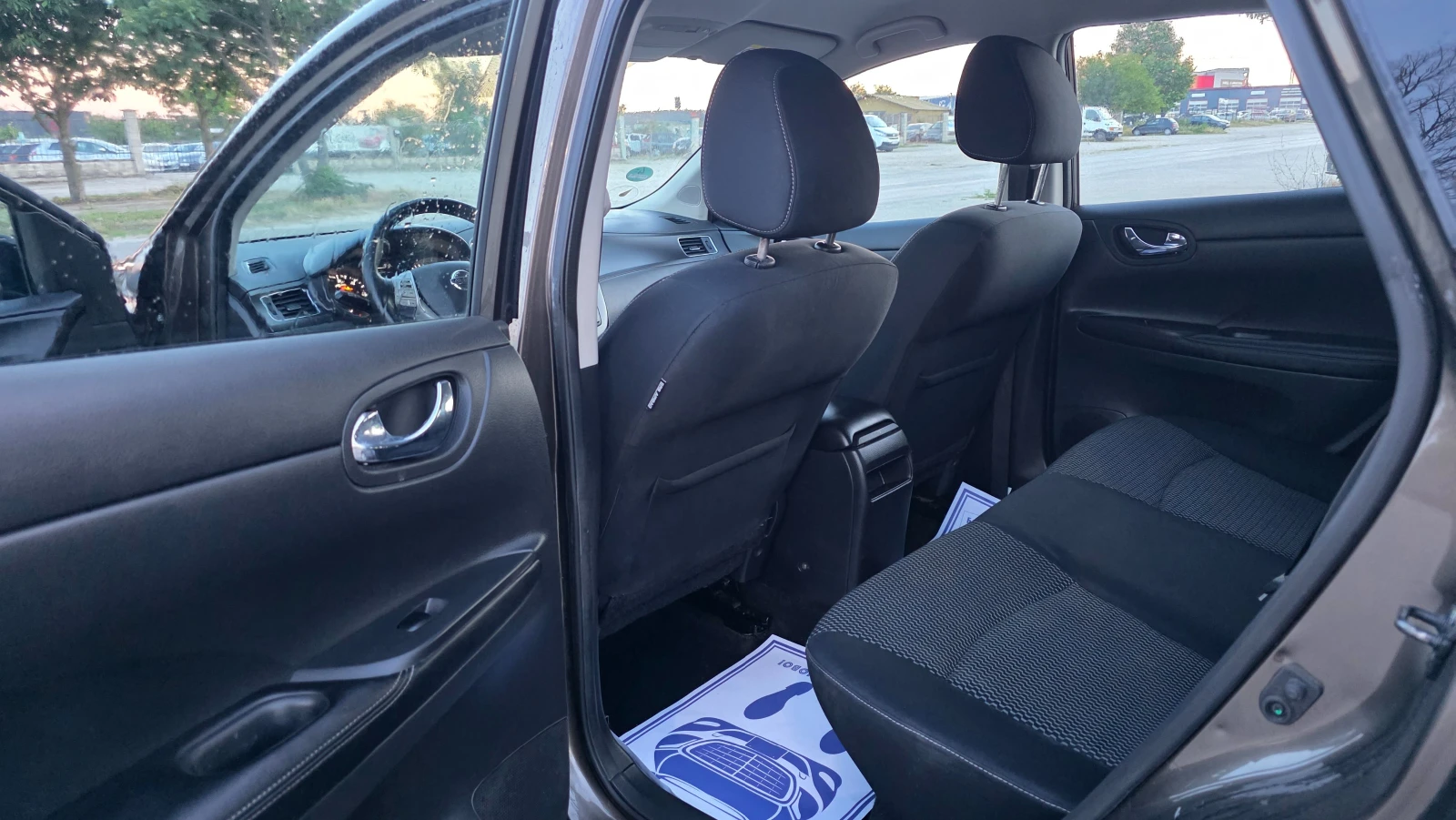 Nissan Pulsar КАТО НОВА, снимка 6 - Автомобили и джипове - 55607596
