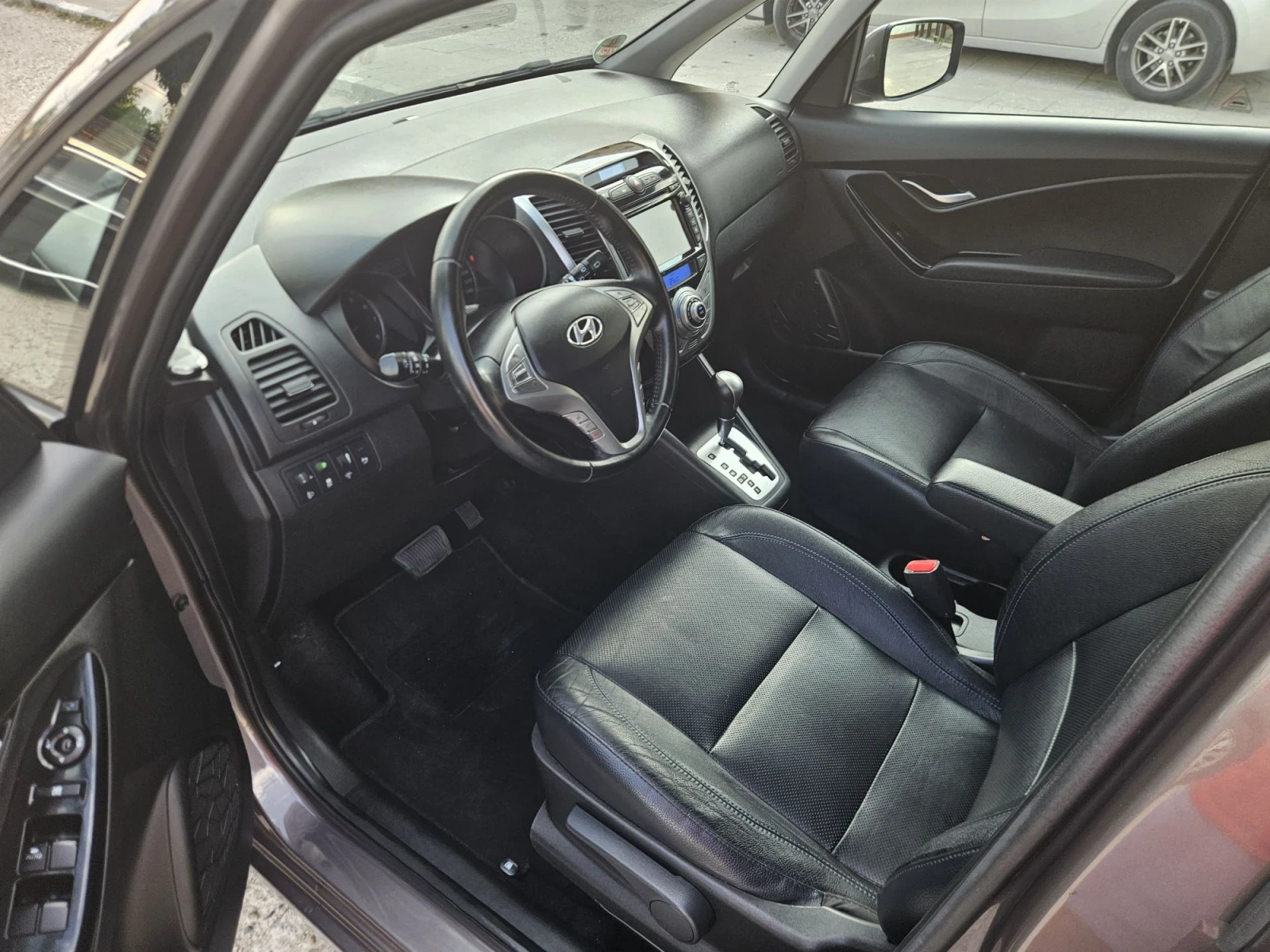 Hyundai Ix20 1.6 | Mobile.bg � ����������� 11