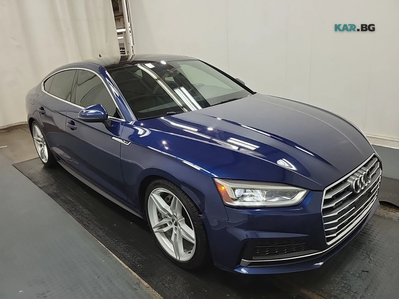 Audi A5 Sportback Technik quattro* АвтоКредит* (ЦЕНА ДО БГ, снимка 2 - Автомобили и джипове - 55907584
