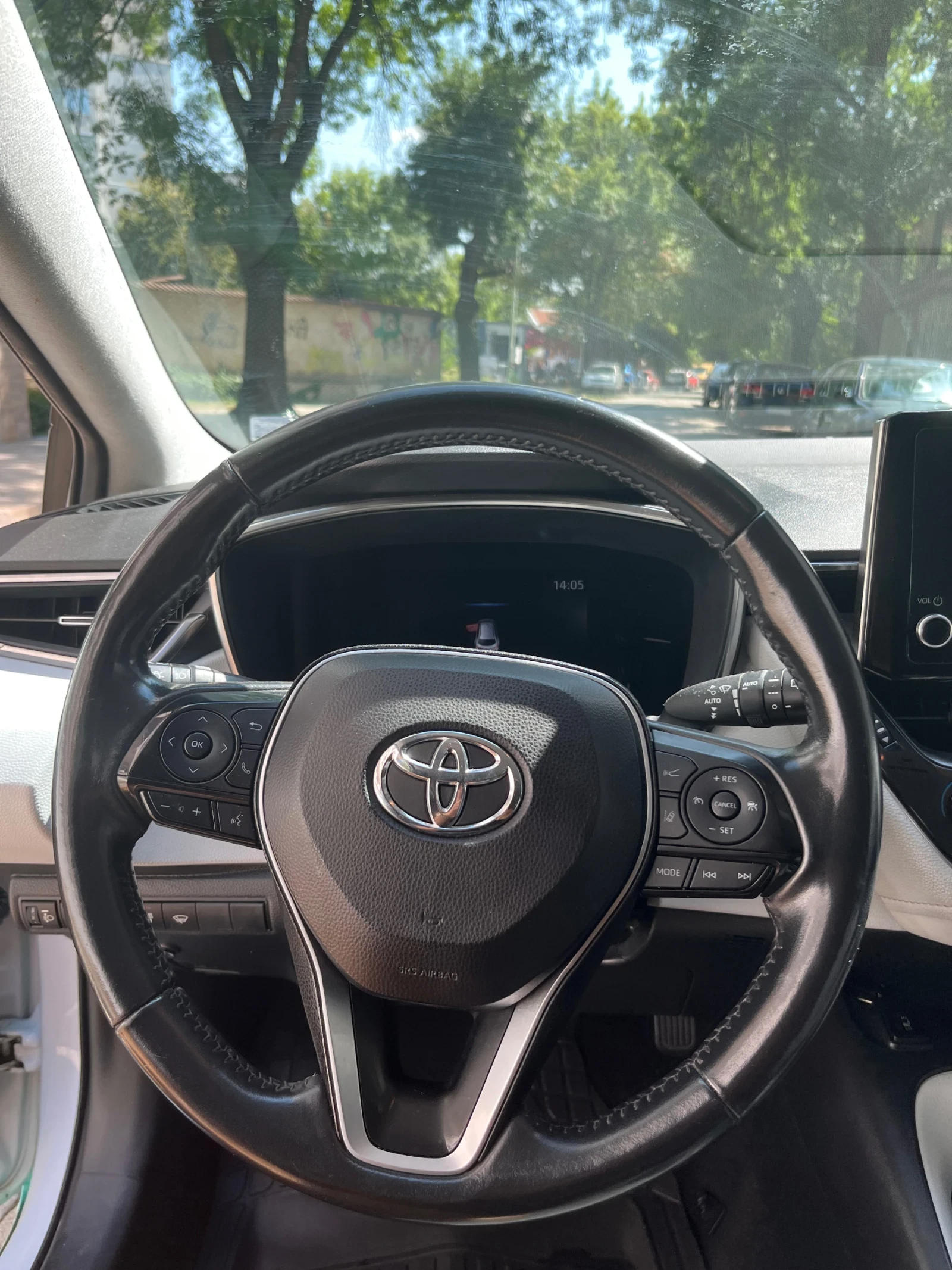 Toyota Corolla 1.8, снимка 10 - Автомобили и джипове - 55930974