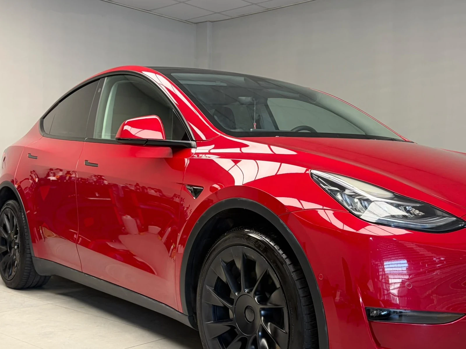 Tesla Model Y AWD DUAL MOTOR RIZEN 