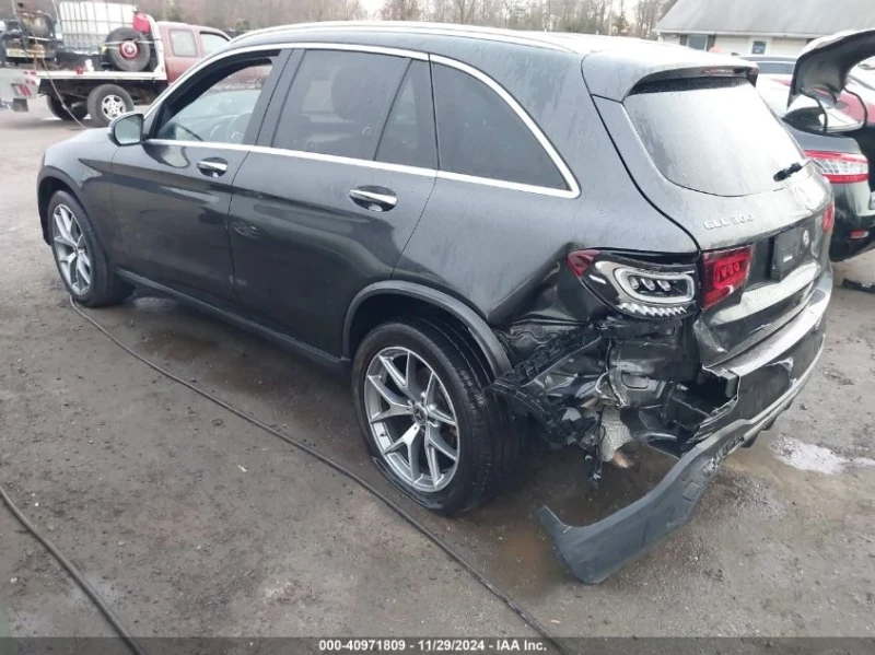 Mercedes-Benz GLC 300, снимка 7 - Автомобили и джипове - 48771311