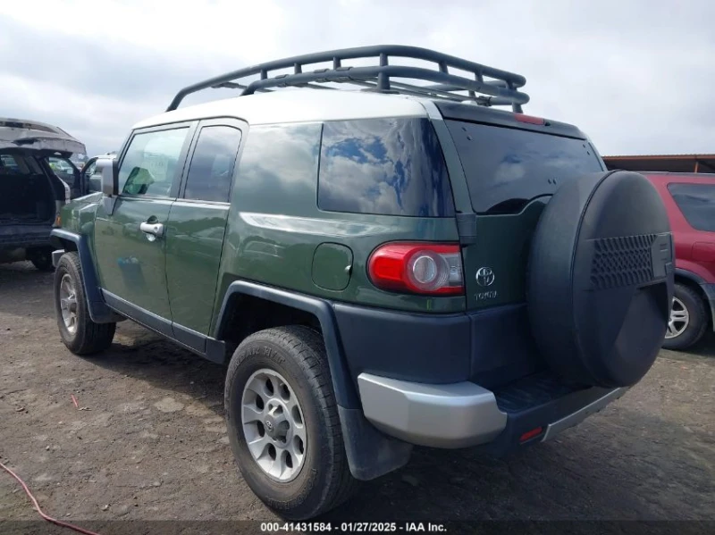 Toyota Fj cruiser 4x4 , снимка 4 - Автомобили и джипове - 49556585