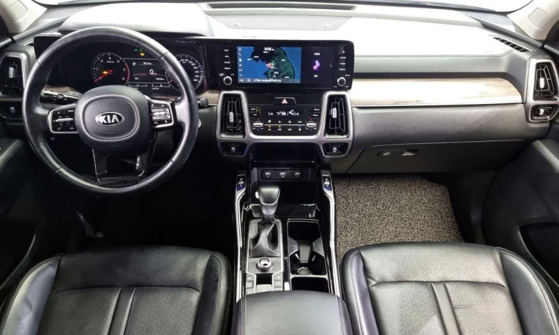 Kia Sorento Diesel 2.2 2WD * НАЙ-ДОБРА ЦЕНА В БЪЛГАРИЯ* , снимка 7 - Автомобили и джипове - 51966237