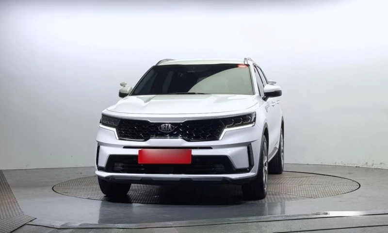 Kia Sorento Diesel 2.2 2WD * НАЙ-ДОБРА ЦЕНА В БЪЛГАРИЯ* , снимка 3 - Автомобили и джипове - 51966237