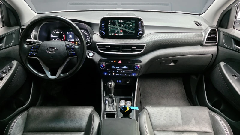 Hyundai Tucson 2.0 CRDI / АВТОМАТИК / СЕРВИЗНА ИСТОРИЯ !!!, снимка 6 - Автомобили и джипове - 53064777