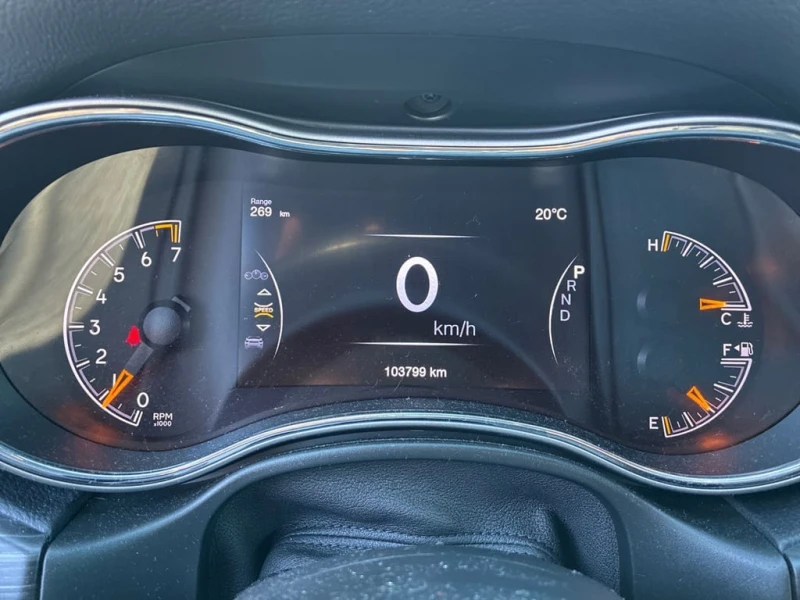 Jeep Grand cherokee 2020 Altitude * CARFAX * БЕЗ ПЪРВОНАЧАЛНА ВНОСКА, снимка 8 - Автомобили и джипове - 53137164