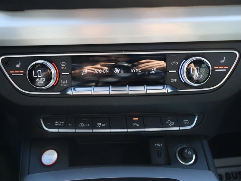 Audi SQ5 3.0T PRESTIGE AWD CERTIFIED * ACCIDENT FREE* , снимка 14 - Автомобили и джипове - 53482808