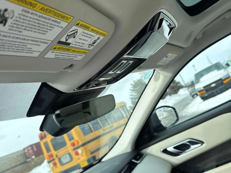 Land Rover Range Rover Velar * S * CARFAX * MERIDIAN * PANO * KEYLESS * , снимка 14 - Автомобили и джипове - 53600078