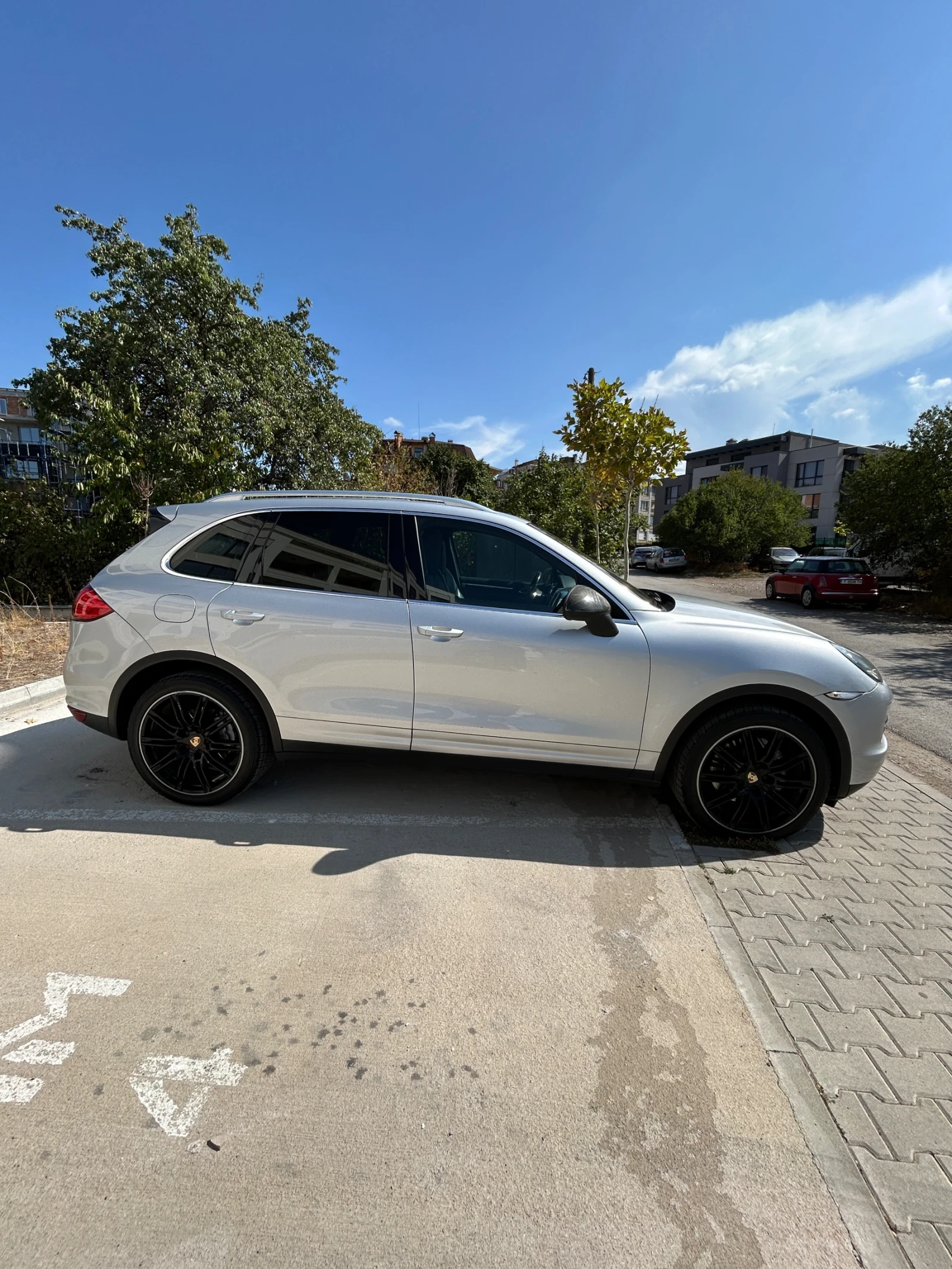 Porsche Cayenne  - изображение 2