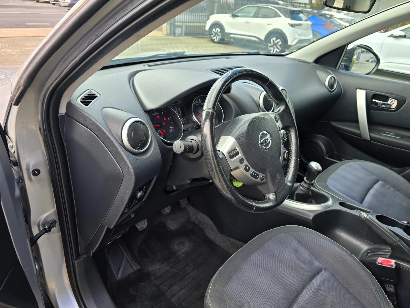 Nissan Qashqai 2.0DCI, 150к.с., 2010г. - изображение 9