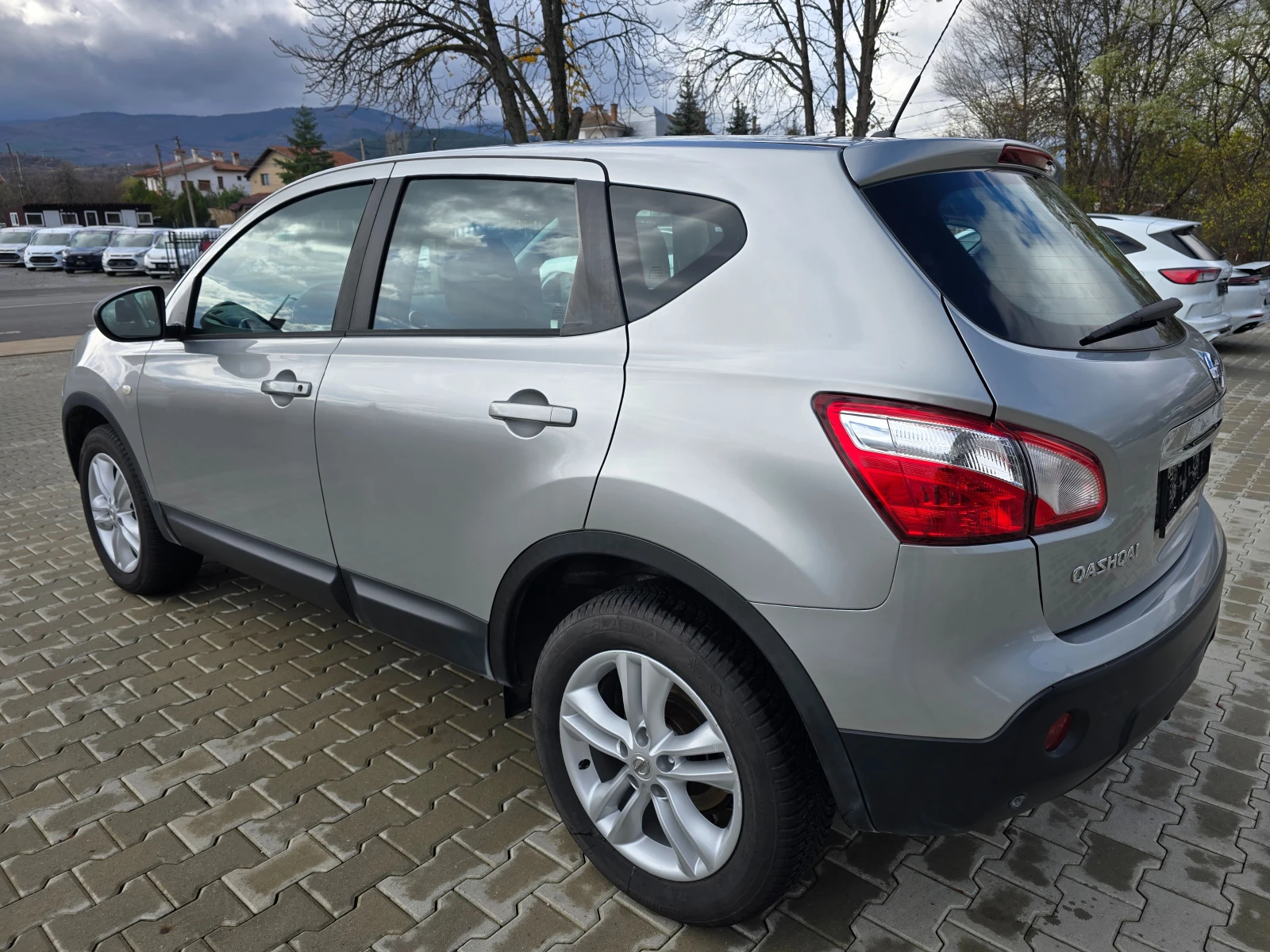 Nissan Qashqai 2.0DCI, 150к.с., 2010г. - изображение 4