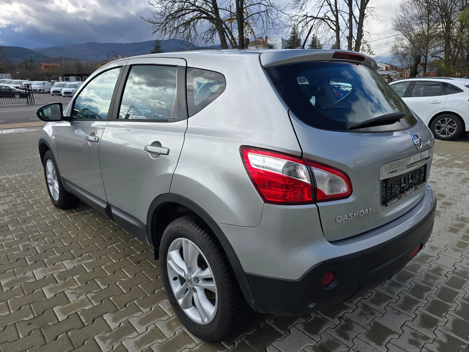 Nissan Qashqai 2.0DCI, 150к.с., 2010г. - изображение 3
