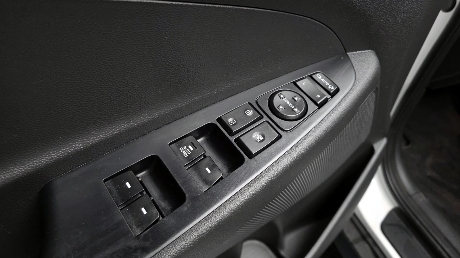 Hyundai Tucson 2.0 CRDI / ��������� / �������� ������� !!! | Mobile.bg � ����������� 15