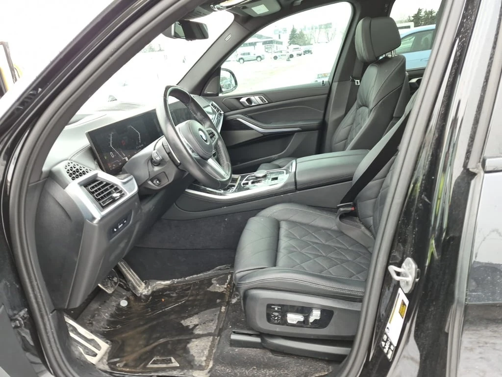 BMW X5 xDrive40I * M-Sport * Head Up * Pano * CARFAX *  - изображение 8