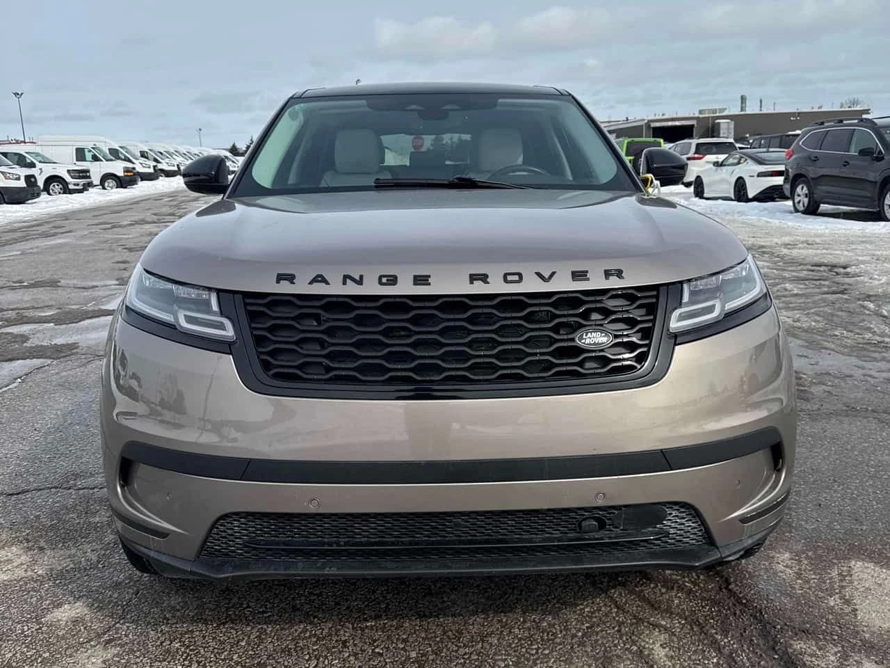 Land Rover Range Rover Velar * S * CARFAX * MERIDIAN * PANO * KEYLESS *  - изображение 6
