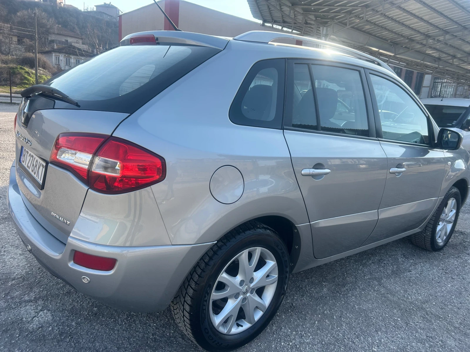 Renault Koleos 2.0DCI-150 kc, снимка 5 - Автомобили и джипове - 53739796