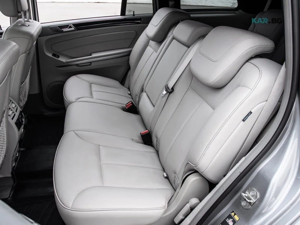 Mercedes-Benz GL 350 4MATIC* BLUETEC* ПОДГРЕВ* КEYLESS* SUNROOF* , снимка 9 - Автомобили и джипове - 54679447
