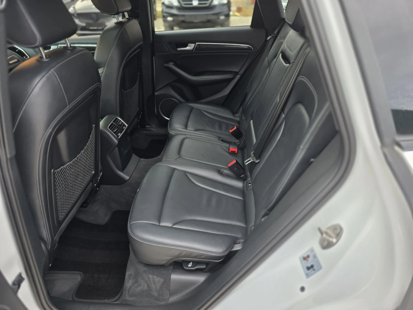 Audi Q5 FULL SERVICE IN AUDI Panorama BANG&OLUFSEN Keyless, снимка 11 - Автомобили и джипове - 54887722
