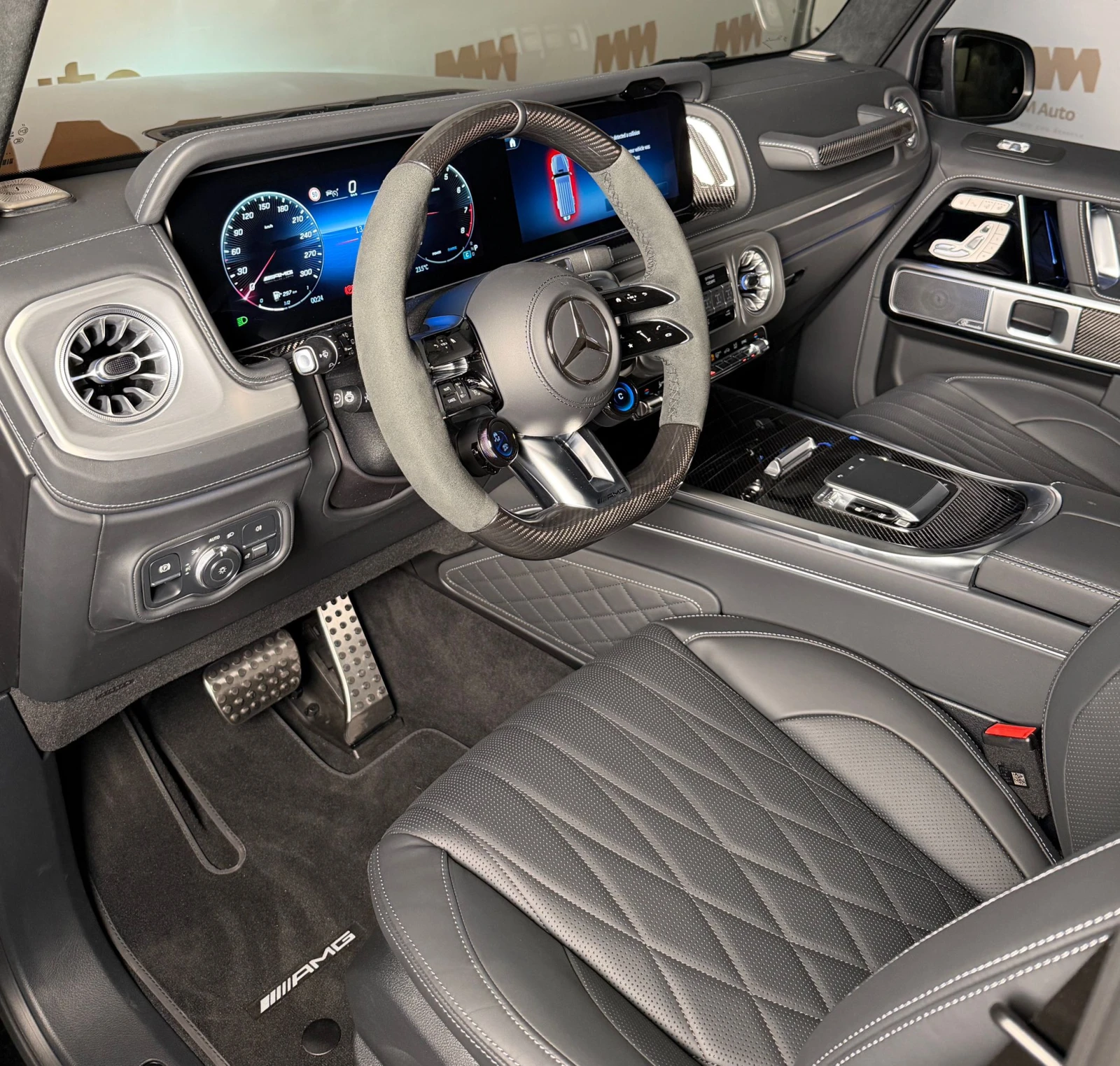 Mercedes-Benz G 63 AMG MY 2026* A22* Carbon* Night II* Exclusive, снимка 8 - Автомобили и джипове - 54940257