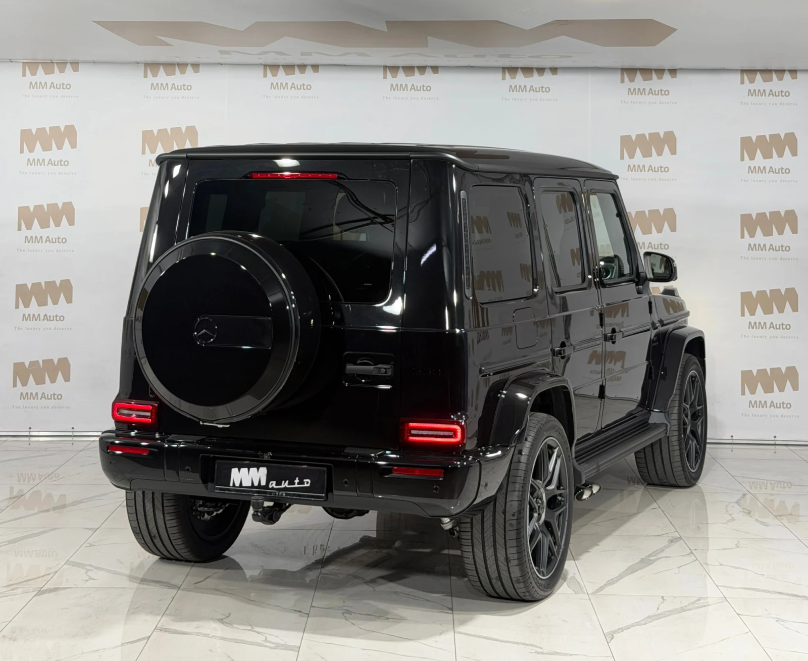 Mercedes-Benz G 63 AMG MY 2026* A22* Carbon* Night II* Exclusive, снимка 3 - Автомобили и джипове - 54940257