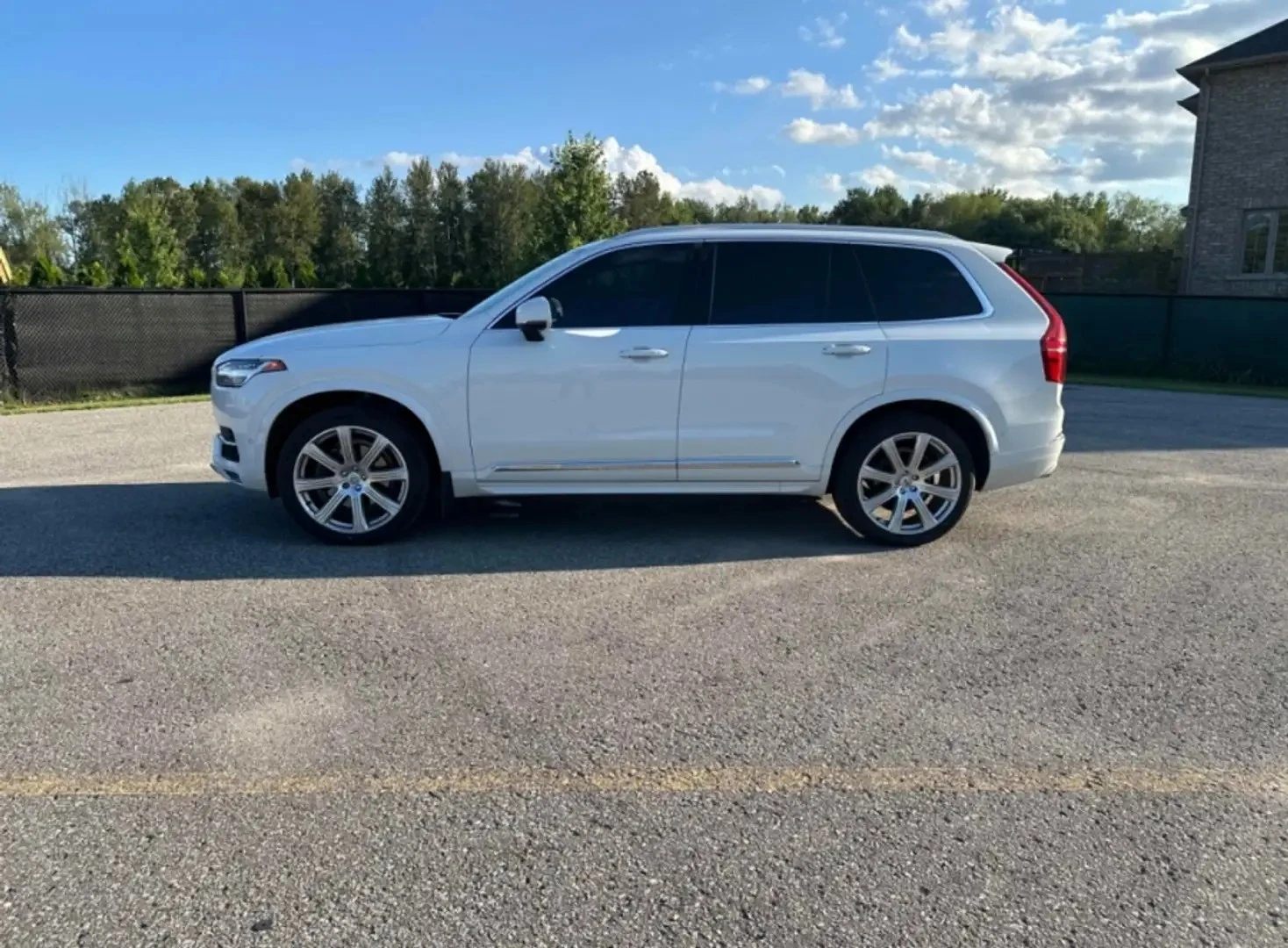 Volvo Xc90 T6 INSCRIPTION/360 VIEW/LANE ASSIST/KEYLESS/B&O, снимка 5 - Автомобили и джипове - 55235298