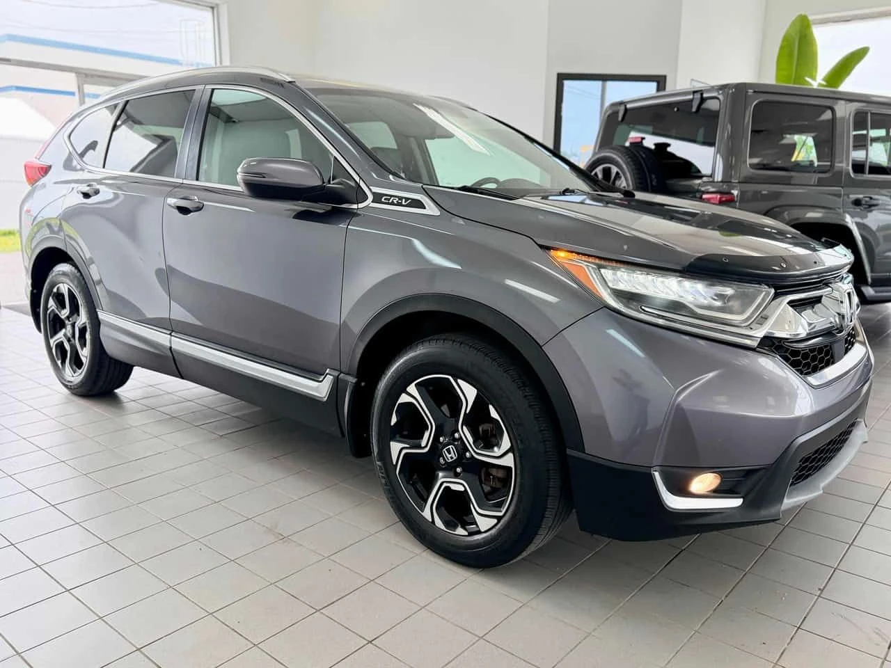 Honda Cr-v * Touring * CARFAX * ЦЕНА ДО БГ, снимка 4 - Автомобили и джипове - 55243695