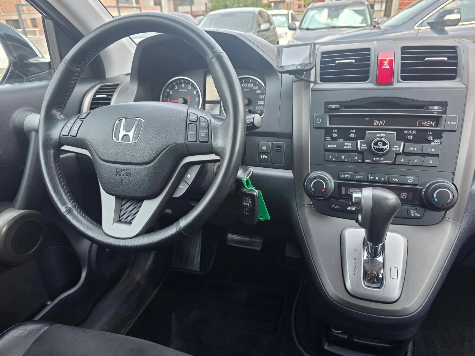 Honda Cr-v Сервизна История 8бр Алуминиеви джанти Опслужен , снимка 13 - Автомобили и джипове - 55925538