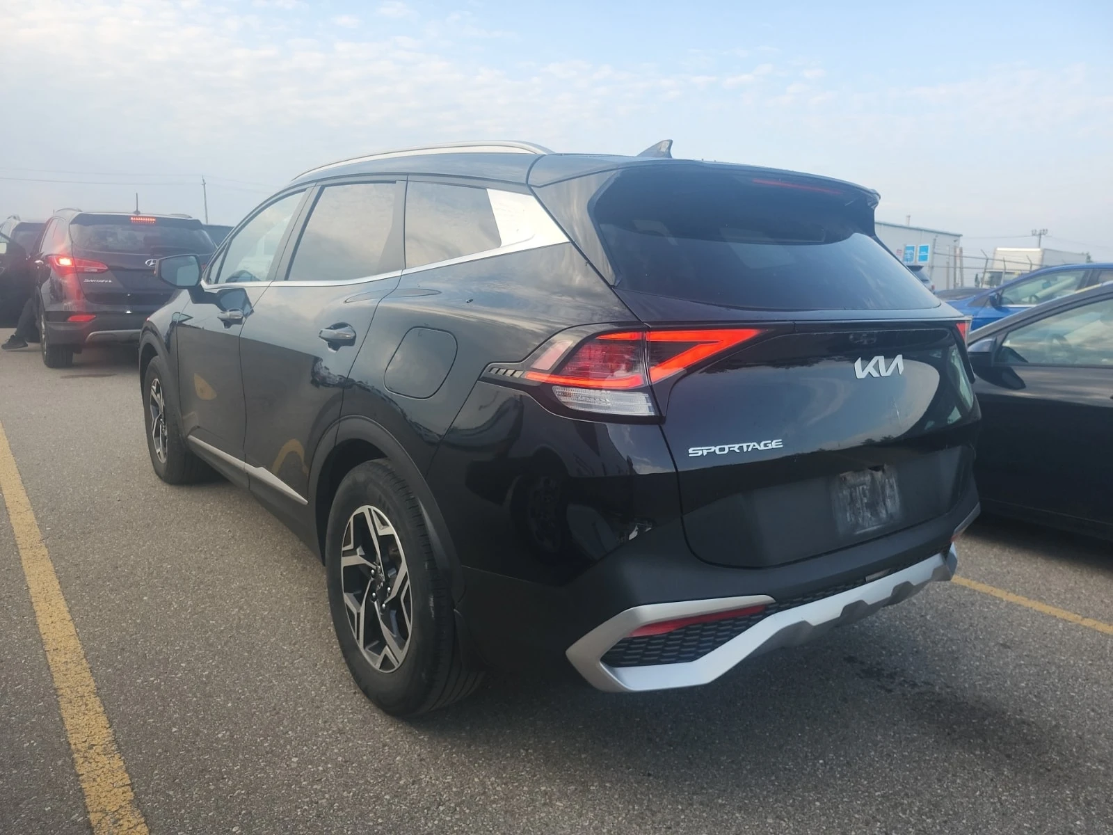 Kia Sportage * Fwd Lx * CARFAX * ЦЕНА ДО БГ, снимка 4 - Автомобили и джипове - 55969547
