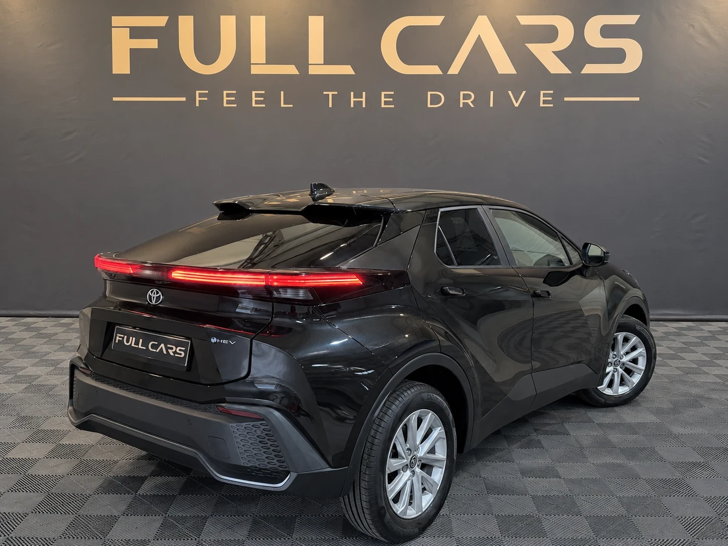 Toyota C-HR 1, 8 Hibrid= �������� 2028= 7000�� | Mobile.bg � ����������� 3