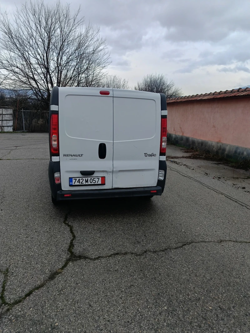 Renault Trafic, снимка 3 - Бусове и автобуси - 53056827